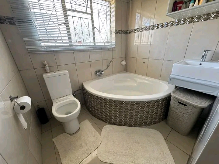 3 bedroom 2 bath house for rent in kempton pa  in Esther Park