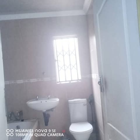 3 bedroom house for rent
features:
- 3 bedr  in Windmill Park
