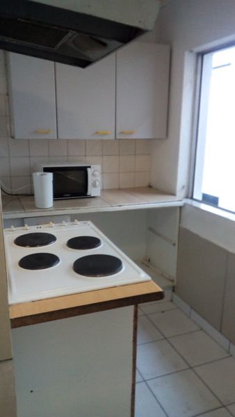 Affordable rooms to rent in
different room o  in Rosebank