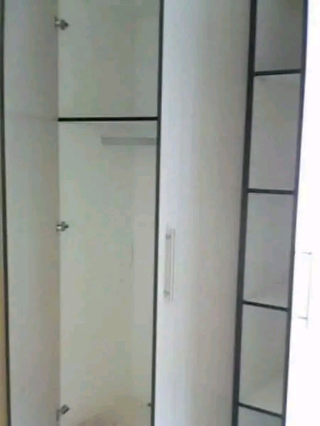 Area:ext2📍
rental price:r2240 plus deposi  in Vosloorus