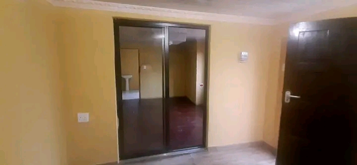 One bedroom cottage in ext 4 behind engen gar  in Kaalfontein