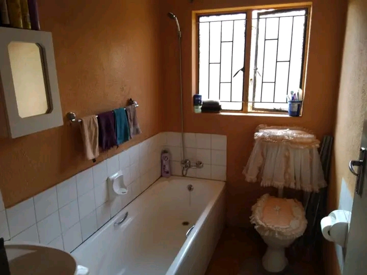 House available to rent at eastfield 📍📍  in Vosloorus