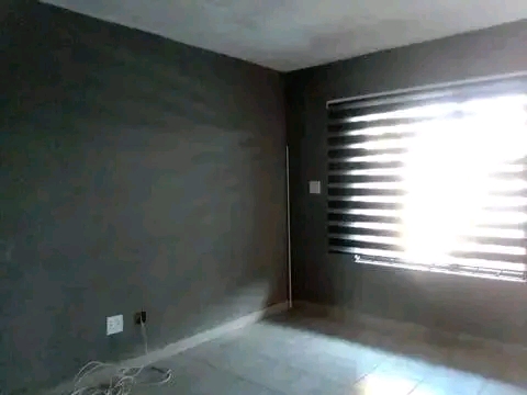 Cottage available in mabuya park water n elec  in Vosloorus