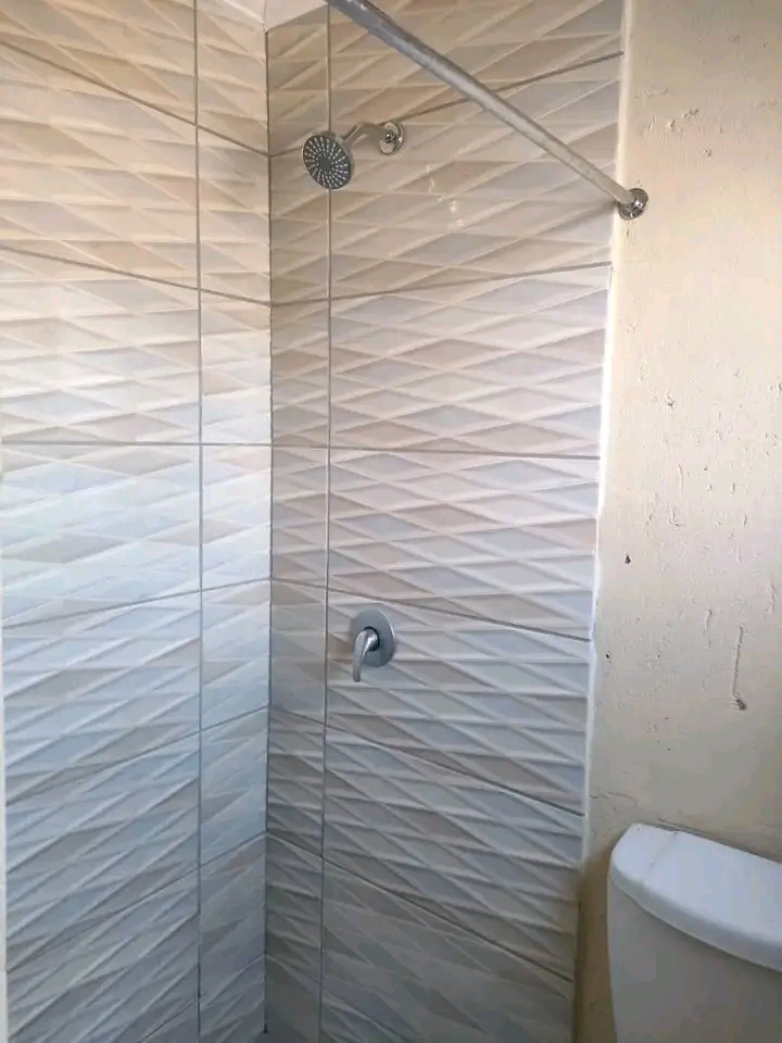 A bachelor room it available ko east ext4 ke   in Mamelodi