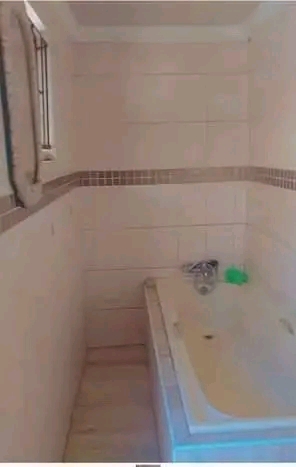 Hi guys room available immediately at khumalo  in Katlehong