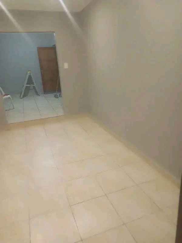 2 room of en-suite big one not far from themb  in Orlando East
