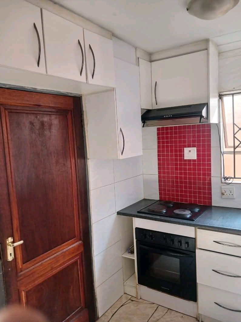 Ext 4  whatsupp me
rent r5500 
deposit r550  in Fleurhof