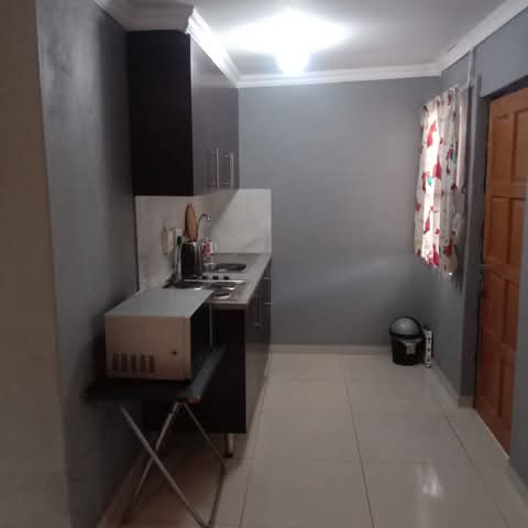 1 bedroom cottage available in ext 21 for 430  in Clayville