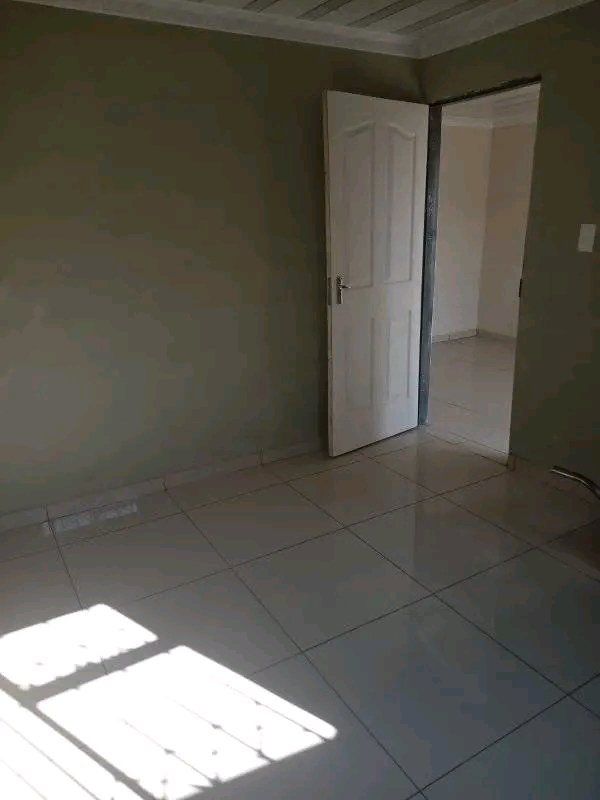 Ext 5 📌 
near cell c 
one bedroom cottag  in Ebony Park