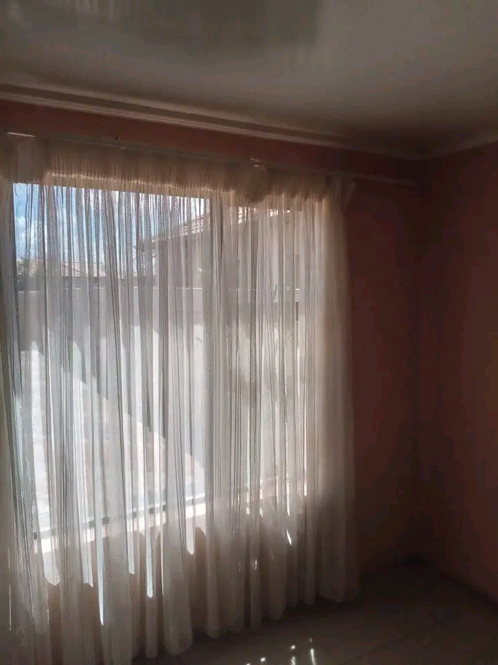 En suite room available for occupation at ext  in Protea Glen