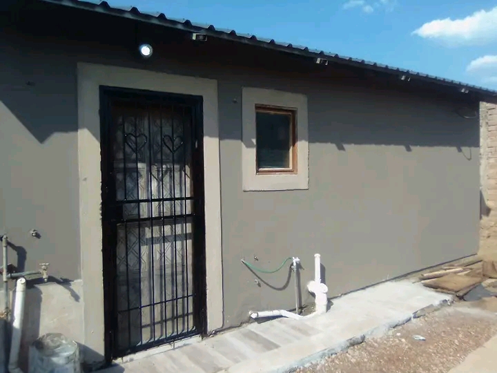 2 bedroom house with bathroom and outside toi  in Orange Farm