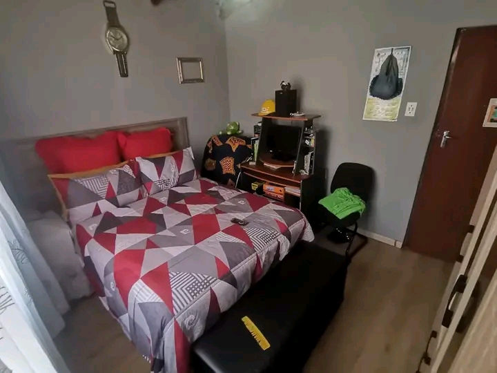 🎉beautiful 3 bedrooms house to rent ext28�  in Vosloorus