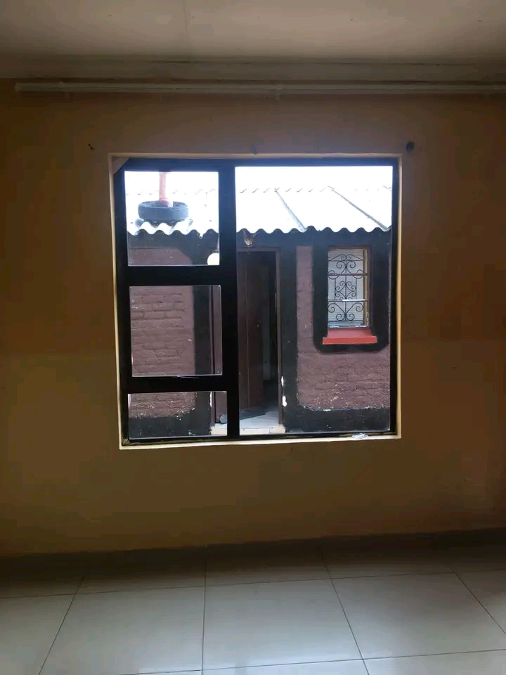 A room is available for rental 
price : r130  in Diepkloof