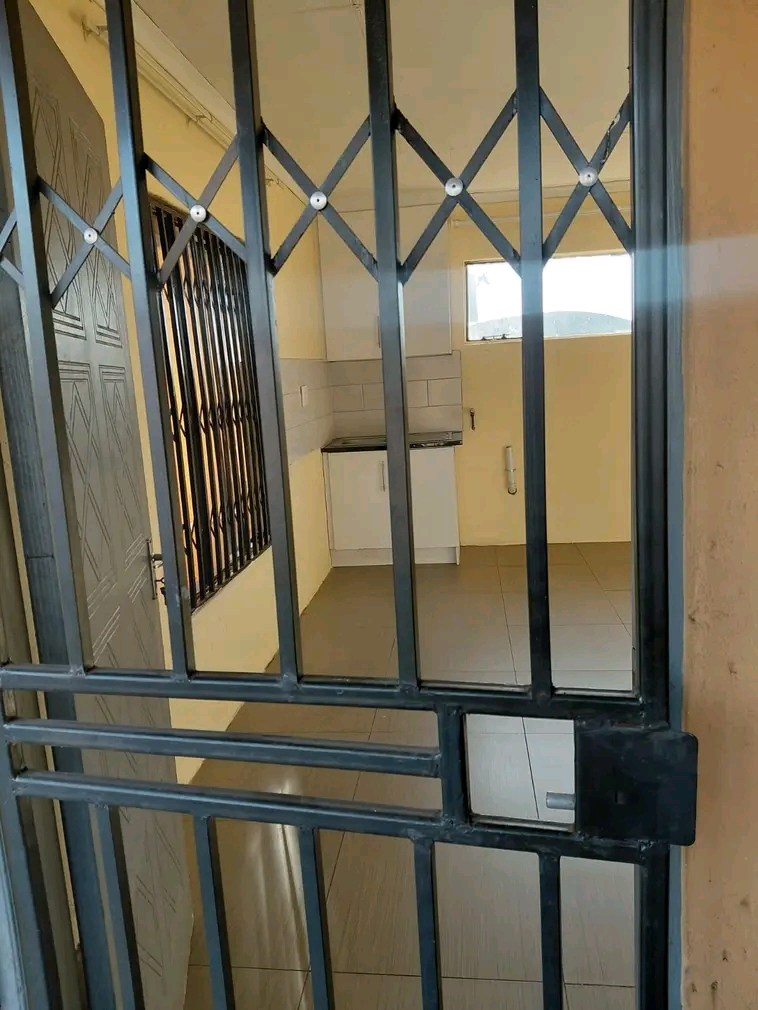 Room available situated opposited bopang kgot  in Vosloorus