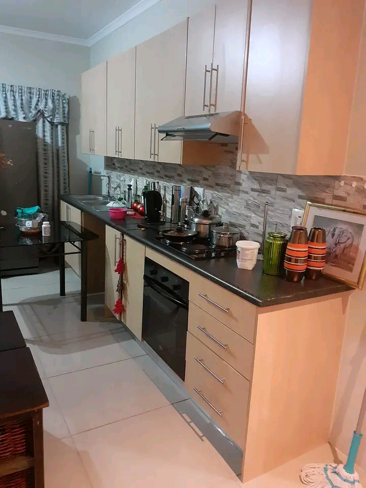 1.5 bedroom cottage for rental
1.5 bed
loun  in Noordheuwel