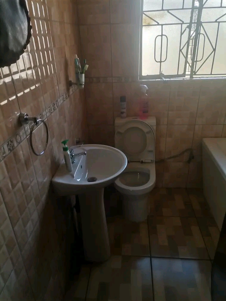 1 bedroom cottage to rent at kempton park �  in Norkem Park