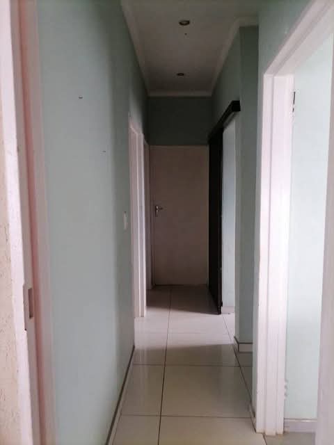 To rent in ext 5. 
3 bedrooms with bics.
1   in Ennerdale