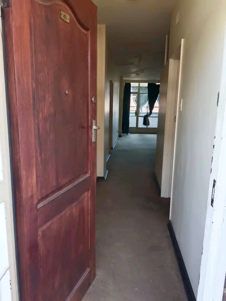 3 bedroom flat for rental
kenmere and saunde  in Yeoville
