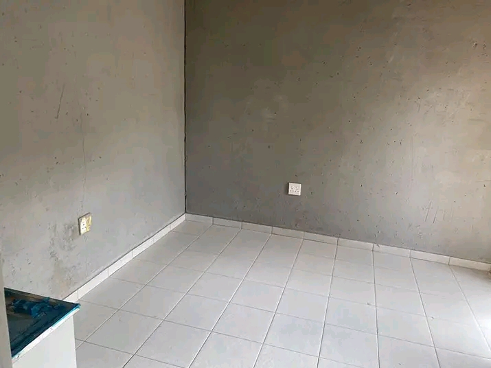 Emdeni extension ensuites available right now  in Emdeni