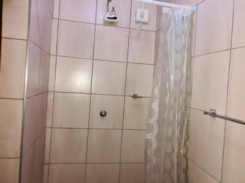 R3500 rent every month’s 
r3000 deposit re  in Olifantsfontein