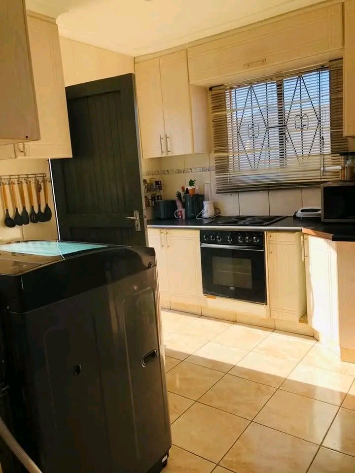 House available to rent at ext 6 (eastfield)   in Vosloorus