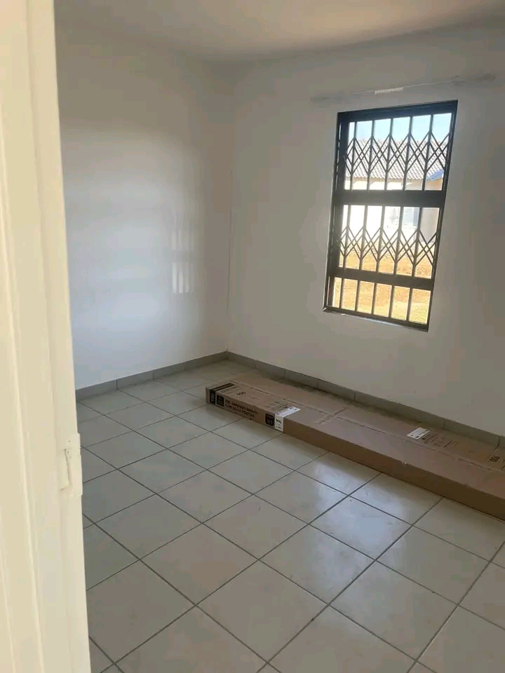 🎉🎉newly built house available for renta  in Windmill Park