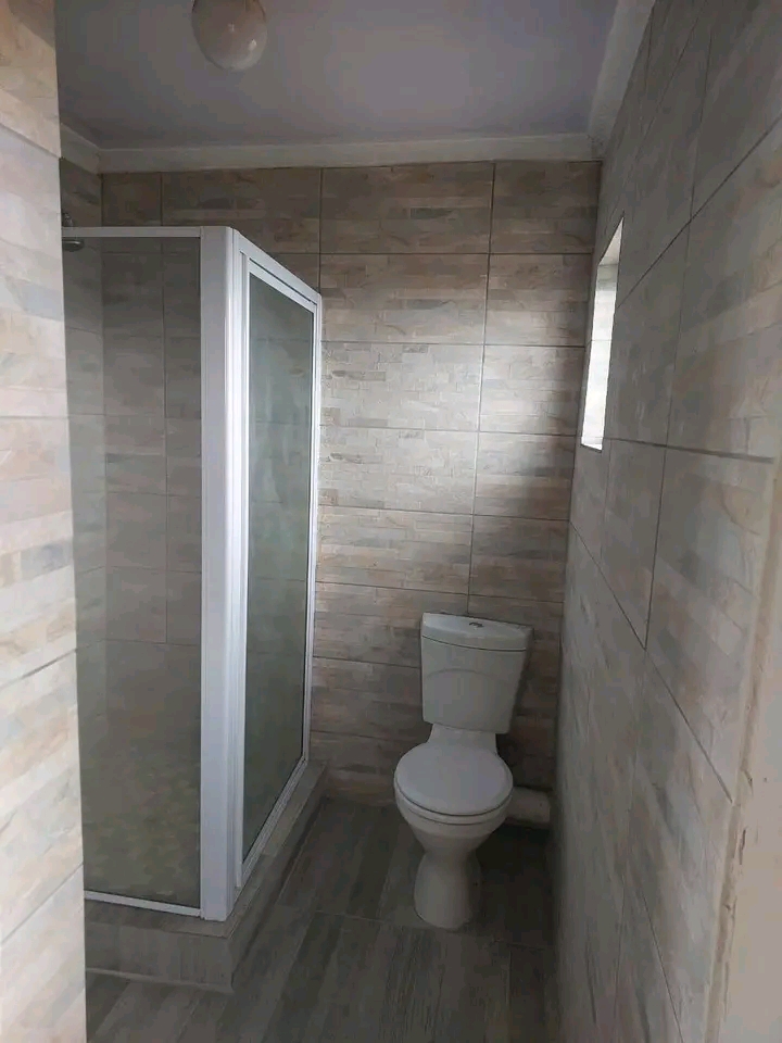 Bachelor flats to rent at ext.31 for r2300 pl  in Protea Glen
