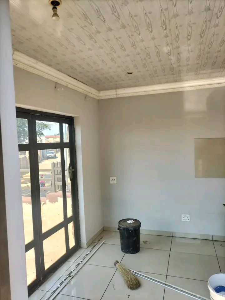 Rooms available immediately extension 2 packi  in Ivory Park
