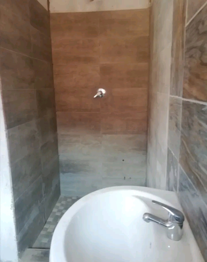 🏡 bachelor room to rent in ext 22, soweto   in Protea Glen
