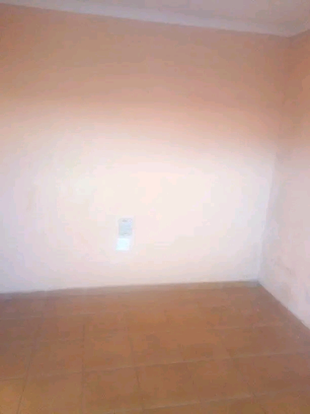 Standard sized room available immediately for  in Dobsonville