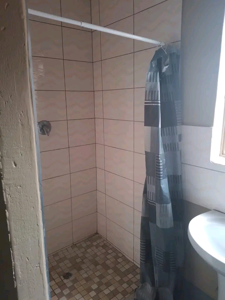 2 room cottage now available for immediate oc  in Protea Glen