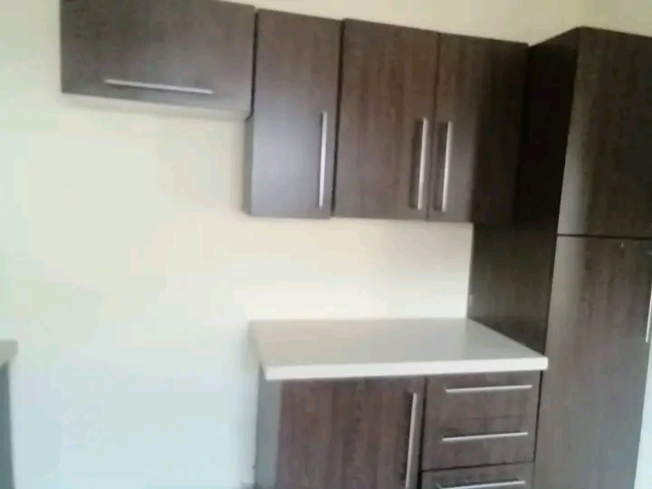 Beautiful big ,1 bedroom cottage near daras c  in Kensington