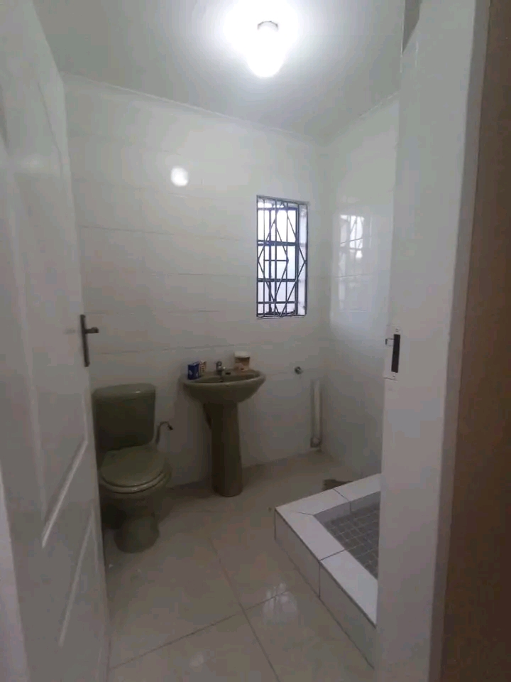 1 fitted  bedroom  cottage, comes with  fitte  in Norkem Park