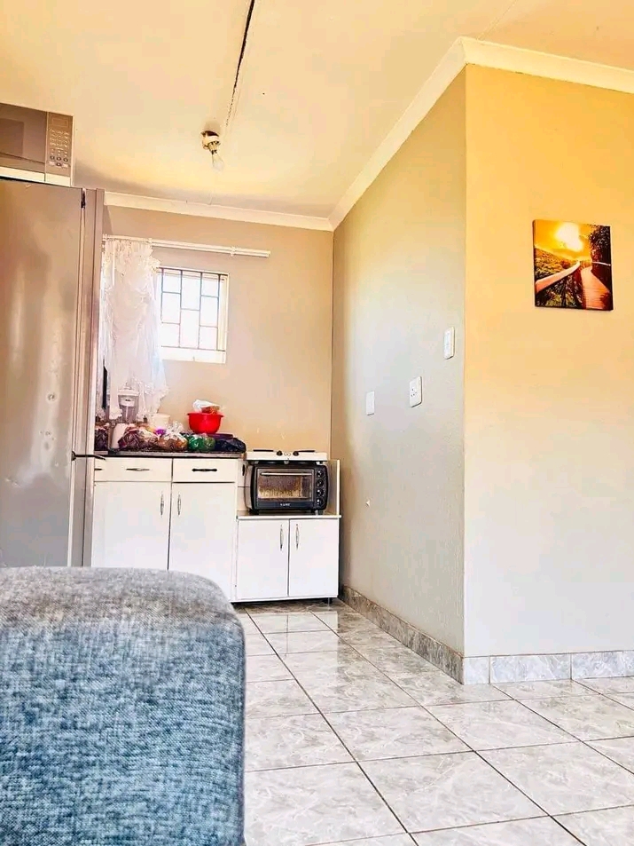 2 bedrooms house ext 29 r3500 available immed  in Pimville