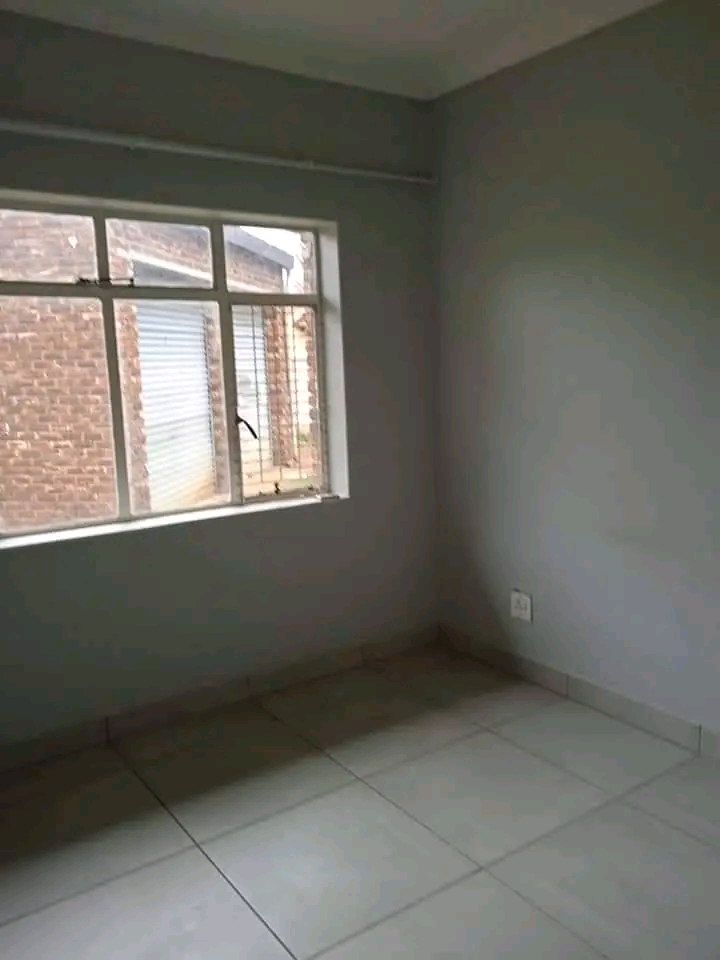 2 bedroom cottage kitchen with cupboards, sin  in Old Birch Acres