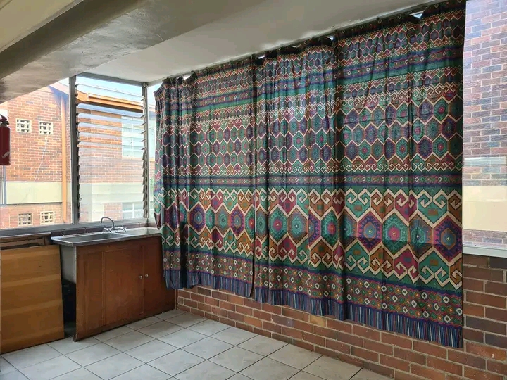 Secure 2 bedroom apartment in de villiers str  in Turffontein