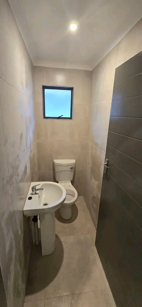3 bed 1 bath house available for rent.
rent   in Alexandra