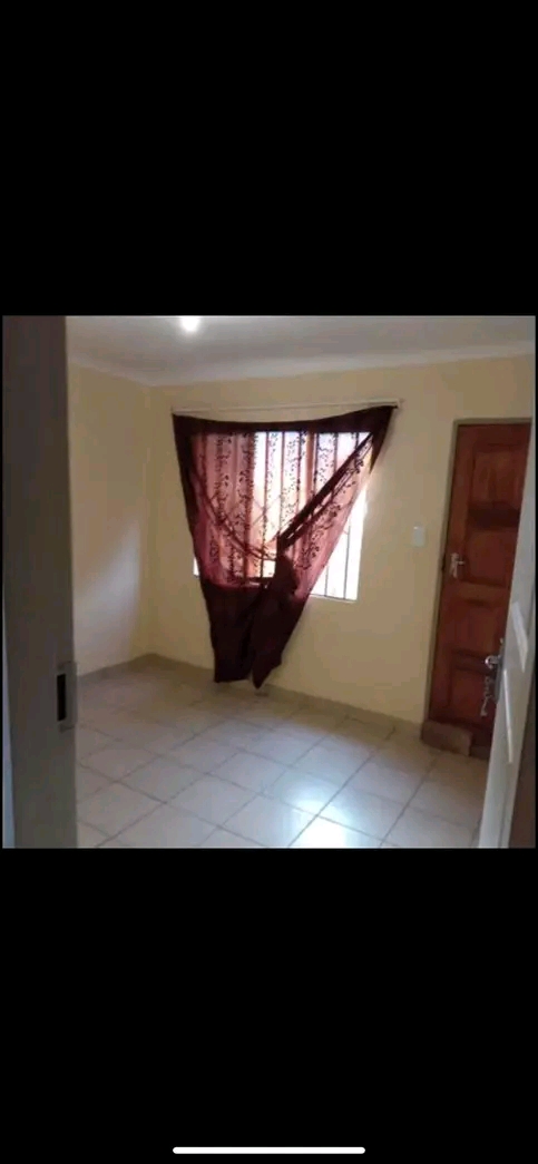 House for rental
available immediately 
r40  in Pretoria