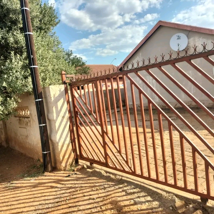 House for rent is available at ext 2 next to   in Mamelodi