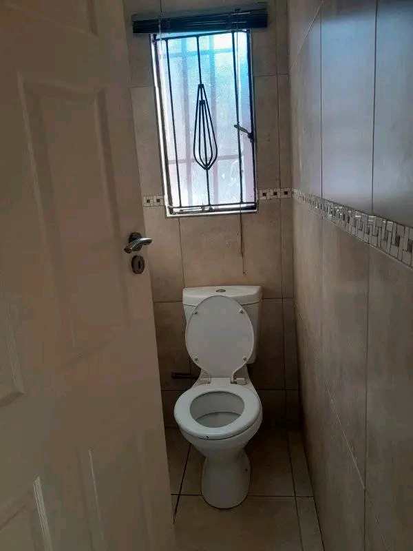 Beautiful house to rent awaits you !! kitchen  in Birch Acres