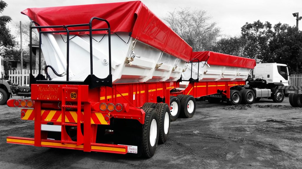 34 ton side tipper /tautliners/ flat deck tru in Gqeberha