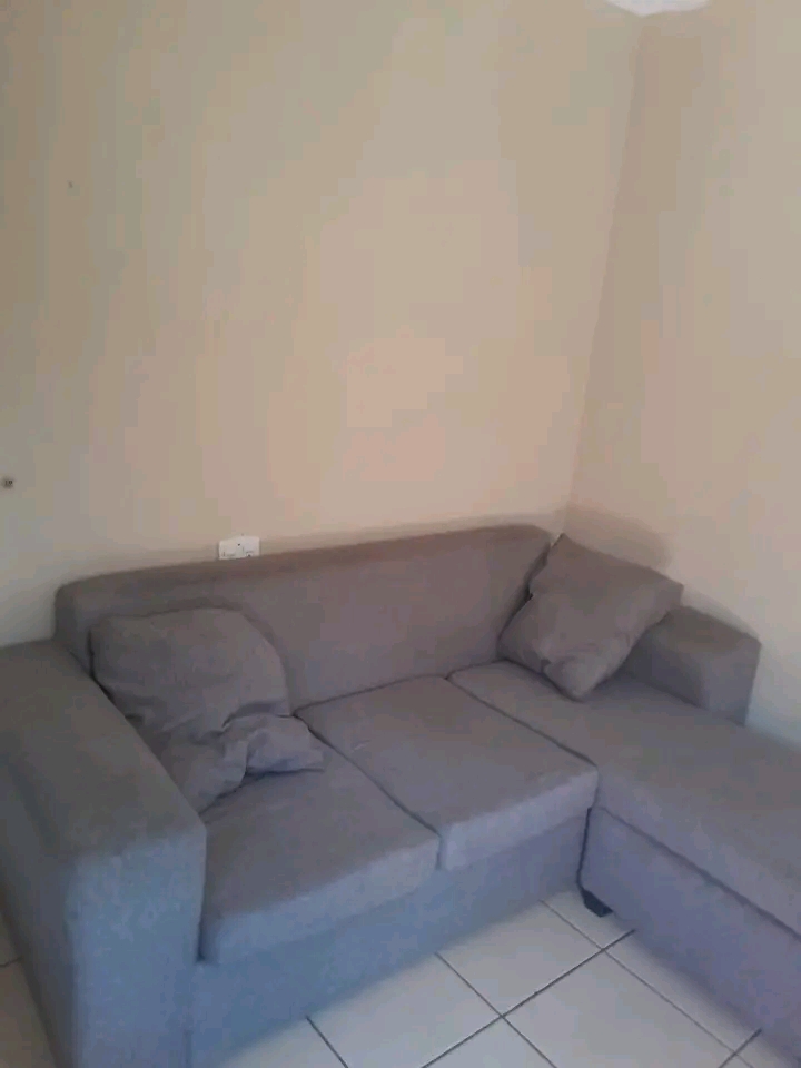 1 bedroom cottage to rent in  bromholf availa  in Randburg