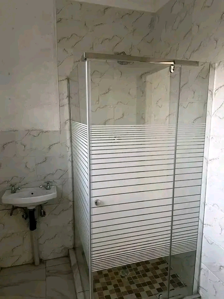 Open plan bachelor available at hospital view  in Tembisa