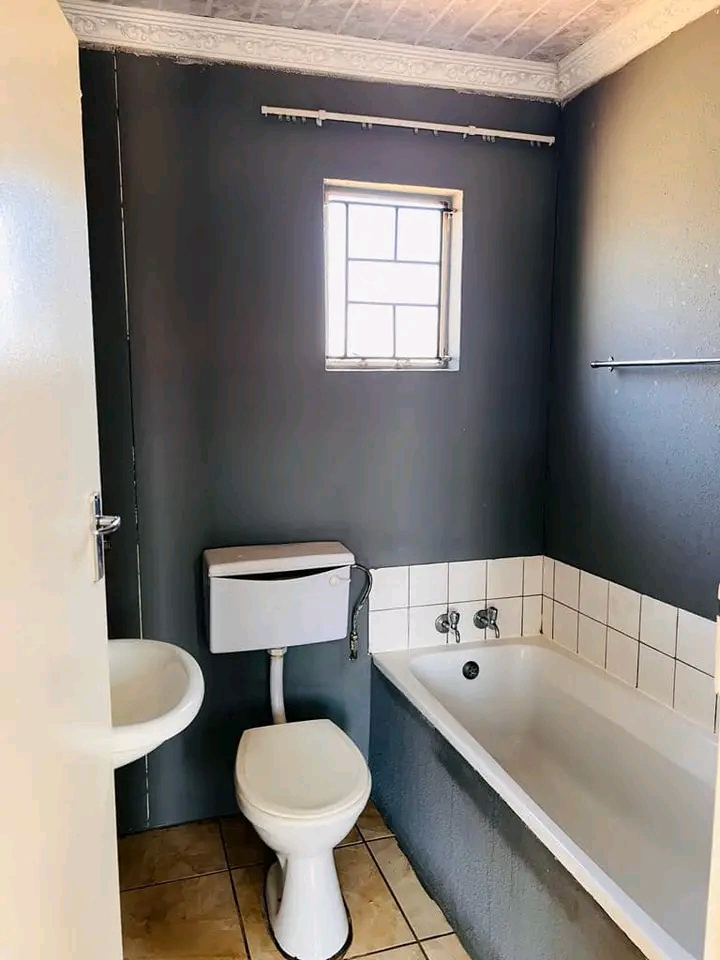 Get this 2 bedroom house rental available imm  in Protea Glen