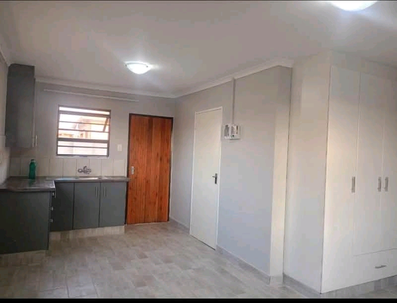 Spacious cottages for rent 
features
- spac  in Dawn City