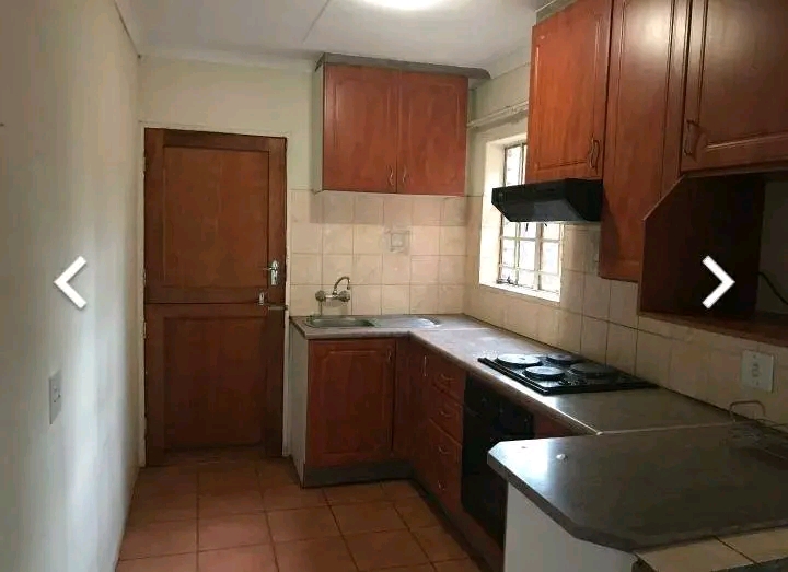 2 bedroom house to rent 
a lovely two-bedroo  in Birch Acres