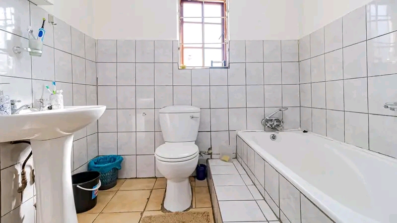 House with garden cottage available to rent a  in Florida