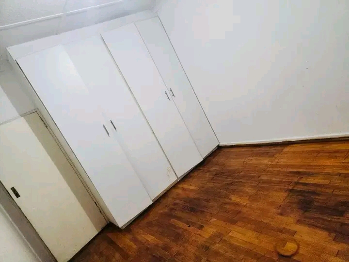 2 rooms available with wardrobes, kitchenlet,  in Kempton Park