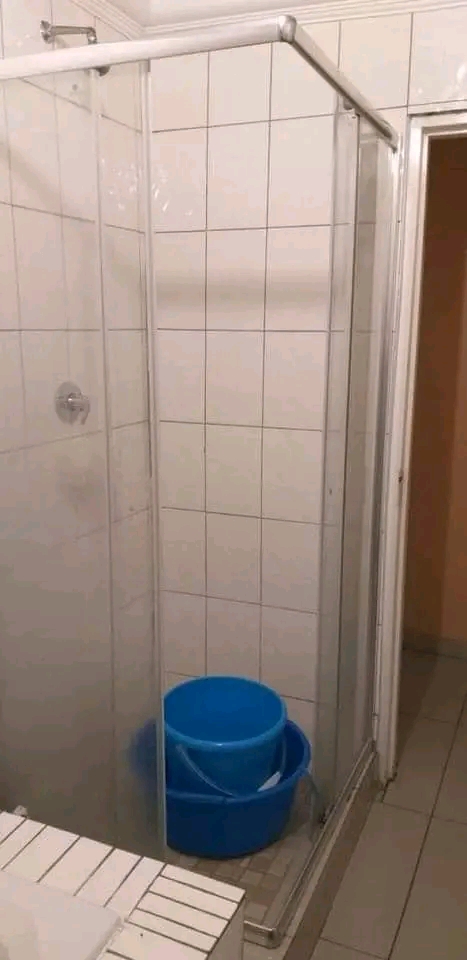 A room to rent sharing a 3 bedroom unit in ce  in Kempton Park