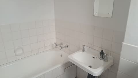 Bachelor large for rent in jhb

promotion:   in Berea